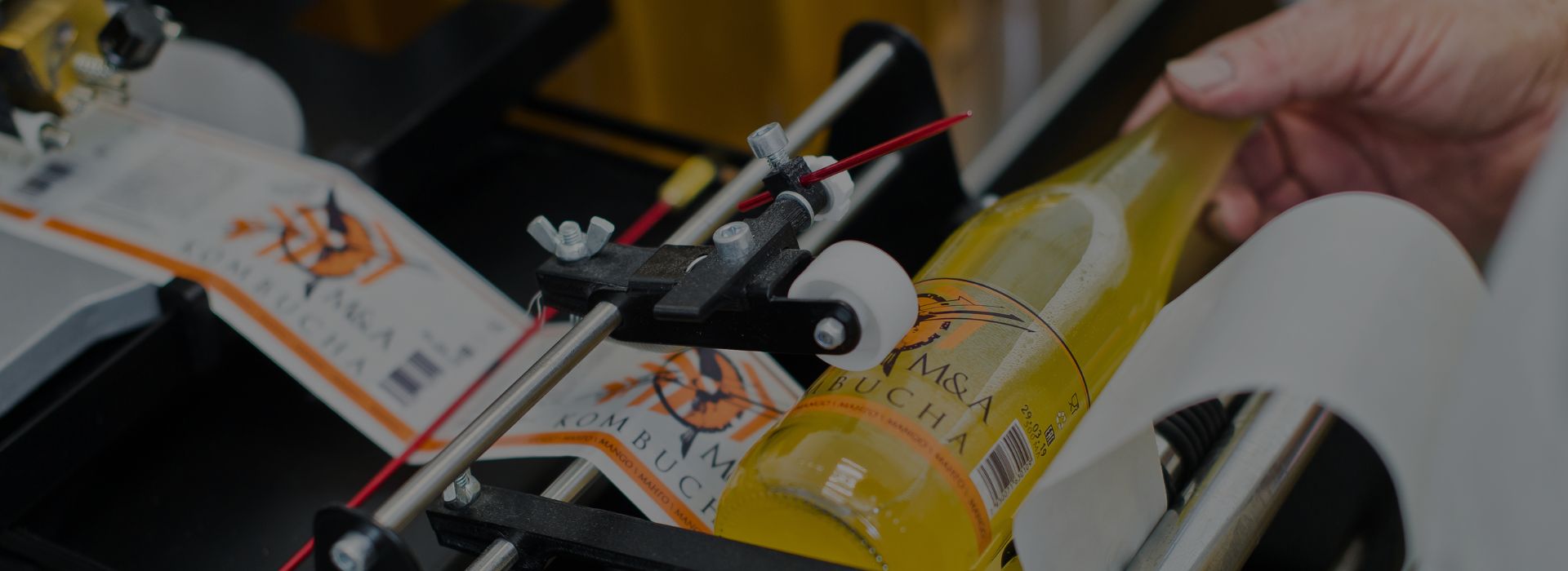 Automatic Labeling Machines for Food, Beverage & Pharmaceutical Packaging Lines