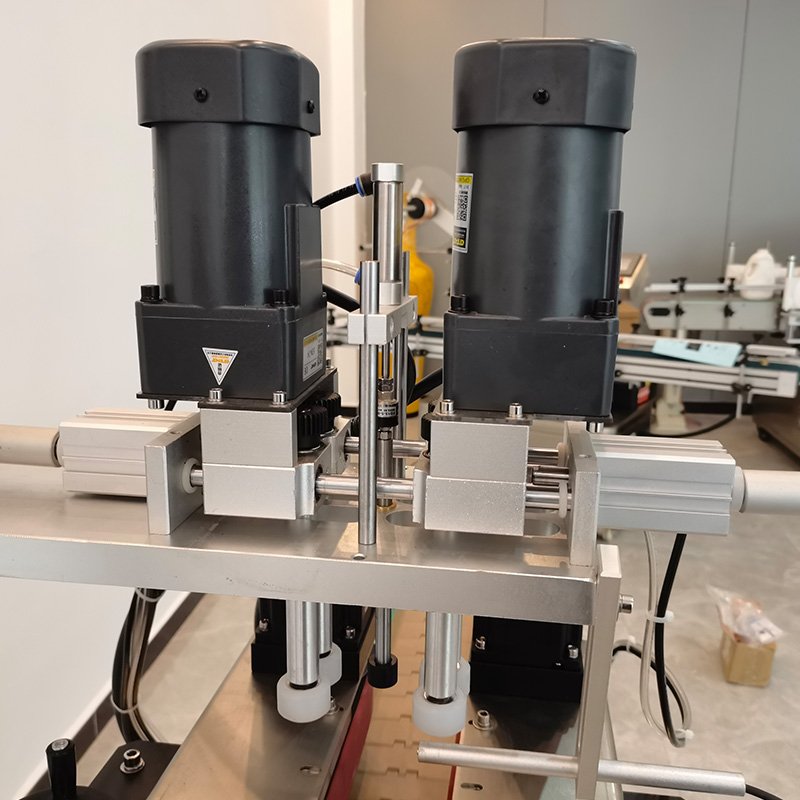 Capping machine
