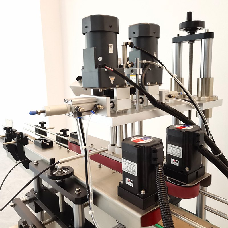 Capping machine