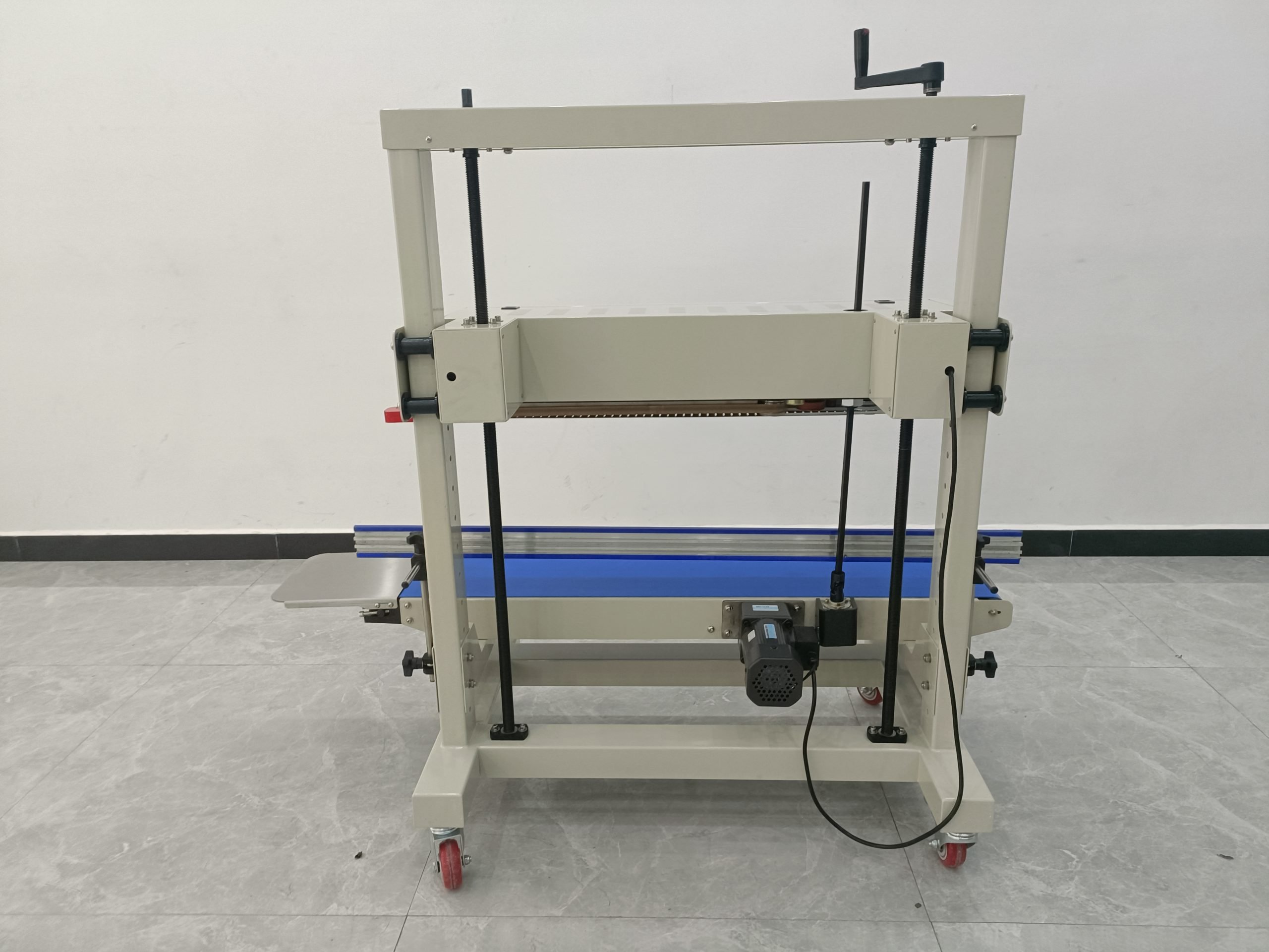 Continuous Sealing Machine